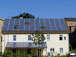 solar-system-family-house-6 solar-system-family-house-6